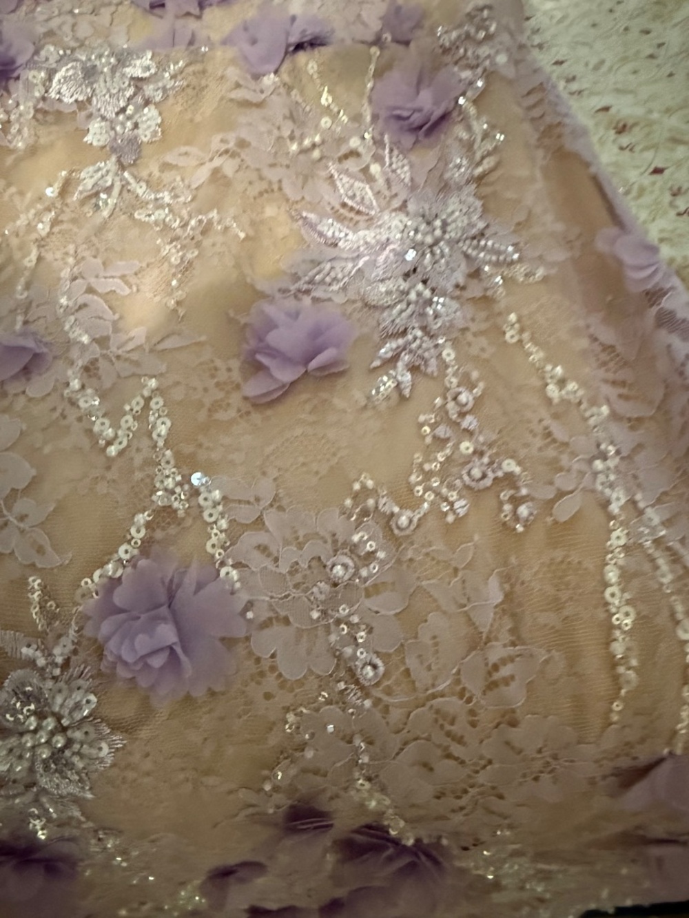 Couture gown - Picture 3 of 6